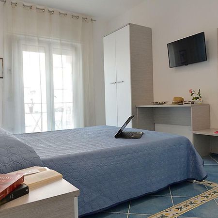 Acquamarine Maiori Amalfi Coast Bed & Breakfast Exterior foto