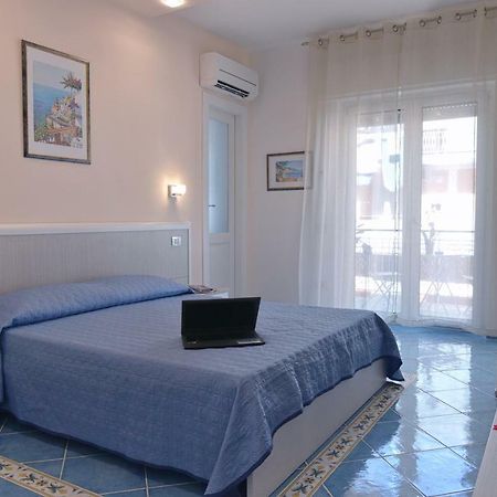 Acquamarine Maiori Amalfi Coast Bed & Breakfast Exterior foto