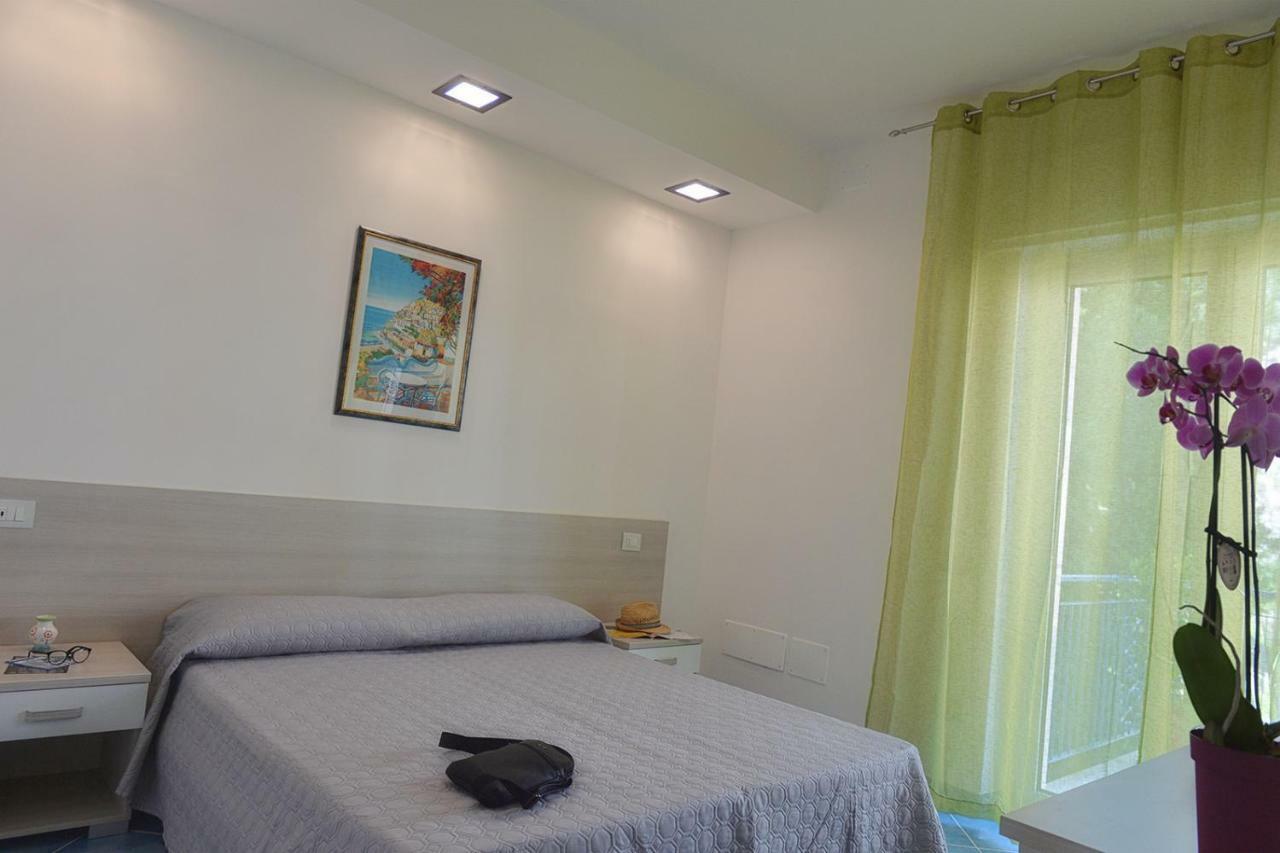 Acquamarine Maiori Amalfi Coast Bed & Breakfast Exterior foto