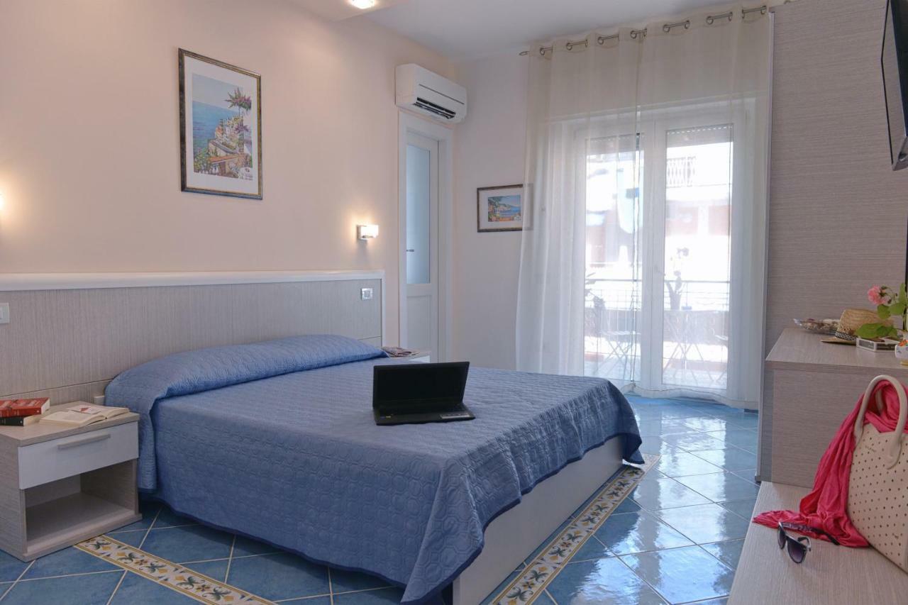 Acquamarine Maiori Amalfi Coast Bed & Breakfast Exterior foto